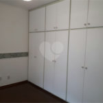 Sobrado à venda com 5 quartos, sendo 3 suítes, em Tremembé, São Paulo, SP