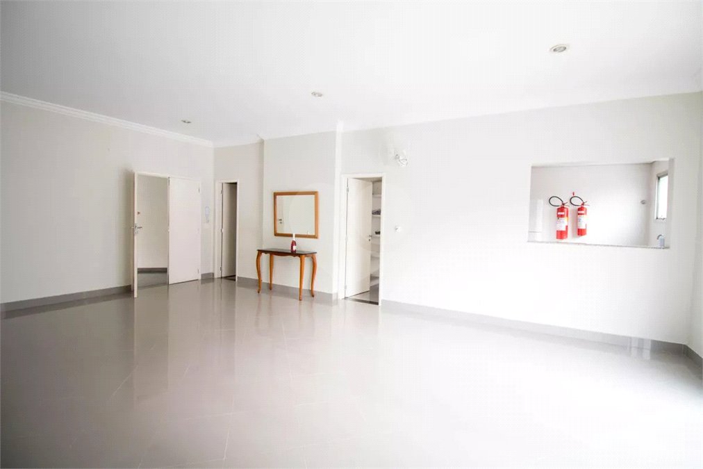 Apartamento à venda com 2 quartos, sendo 1 suíte, em Campo Belo, São Paulo, SP
