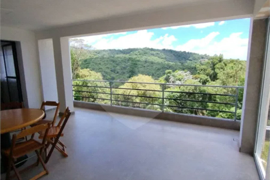 Casa à venda ou para alugar com 3 quartos, sendo 1 suíte, no condomínio Alpes da Cantareira, Mairiporã - SP