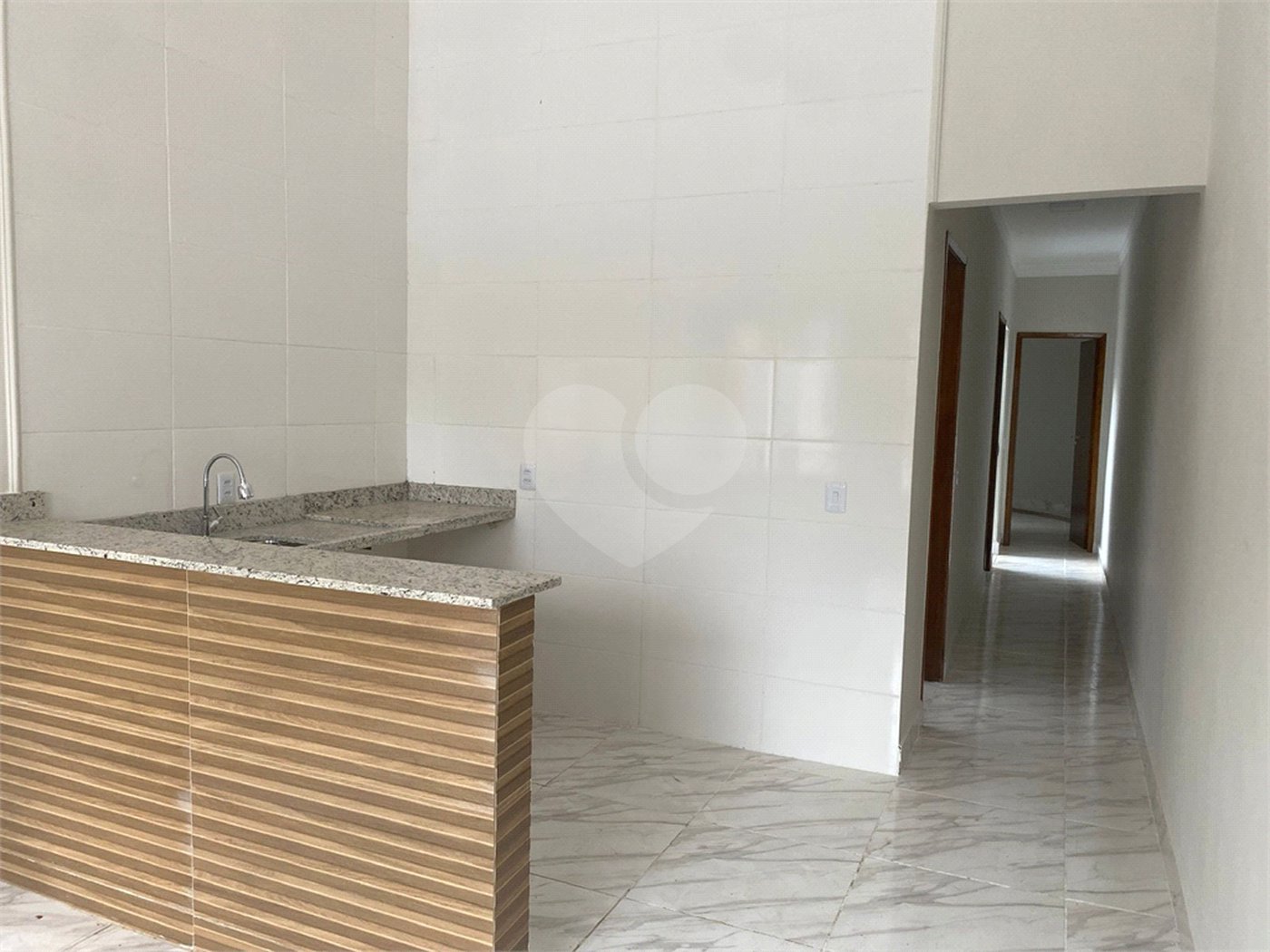 Casa de Vila à venda com 2 quartos em Jardim Santa Marta, Sorocaba, SP