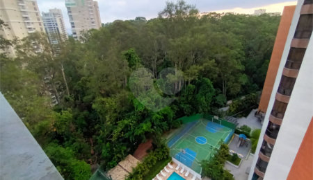 Apartamento à venda com 3 quartos, sendo 1 suíte,  em Jardim Sul, São Paulo, SP