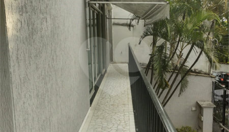 Sobrado à venda com 3 quartos, sendo 1 suíte,  em Palmas do Tremembé, São Paulo, SP