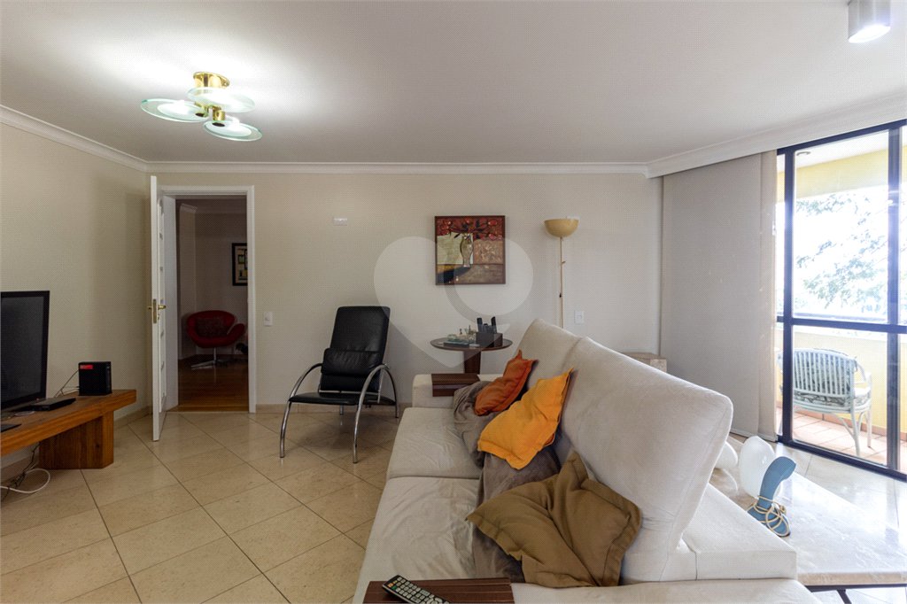 Apartamento à venda com 3 quartos, sendo 1 suíte, em Perdizes, São Paulo, SP