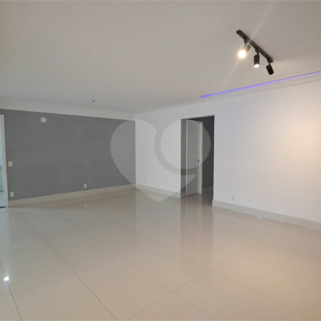 Apartamento à venda com 3 suítes em Santana, São Paulo, SP