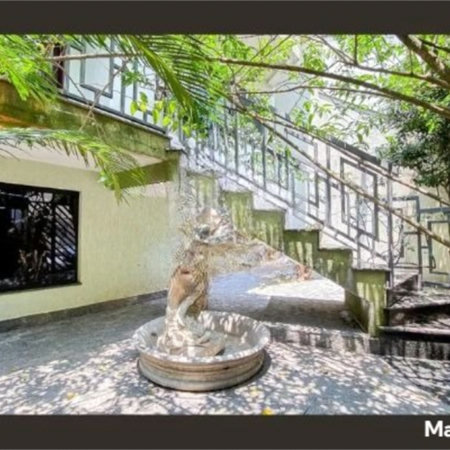 Casa com 540m² , 5 dormitórios , sendo 4 suítes , 10 vagas , à venda no bairro Jardim , em Santo André