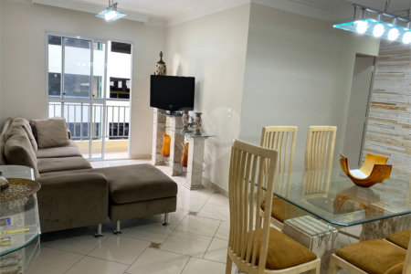 Apartamento à venda com 3 quartos em Vila dos Remédios, São Paulo, SP