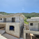 Casa à venda com 4 quartos, sendo 2 suítes, no condomínio Jaboticabeiras, Atibaia - SP