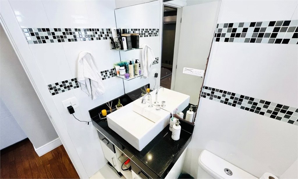 Apartamento à venda com 3 quartos, sendo 1 suíte, em Lauzane Paulista, São Paulo, SP