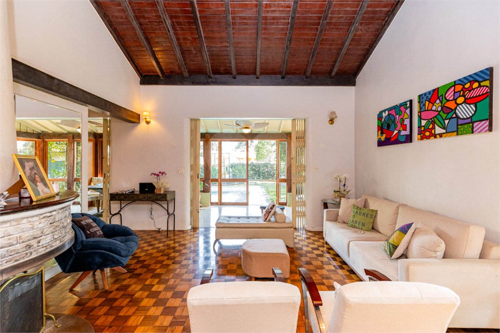 Casa à venda com 3 quartos, sendo 2 suítes,  em Alto da Boa Vista, São Paulo, SP
