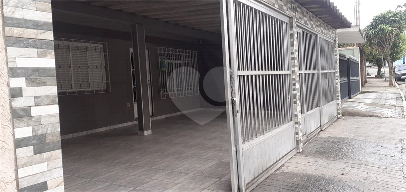 Casa à venda com 6 quartos, sendo 2 suítes, em Freguesia do Ó, São Paulo, SP