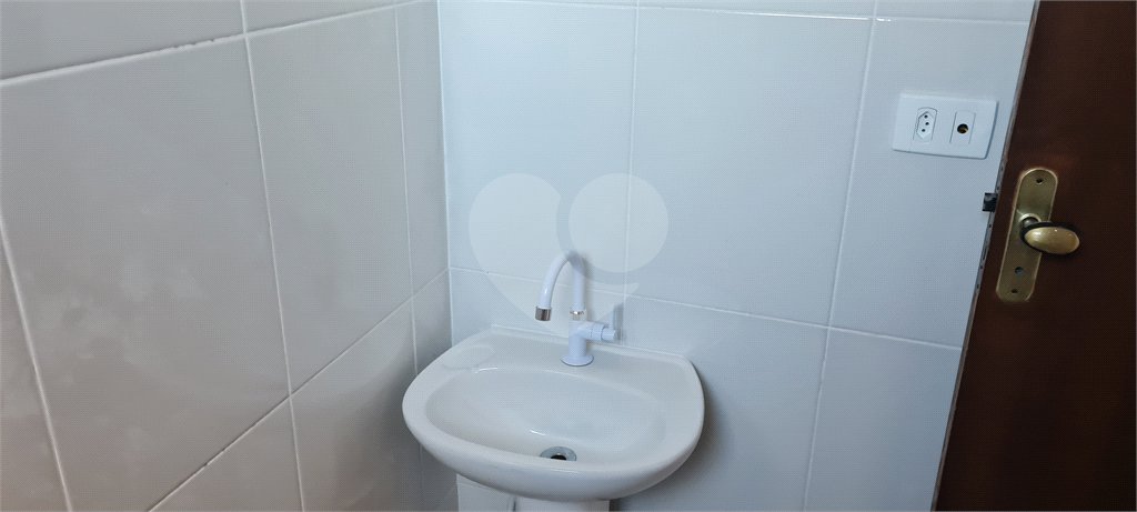 Casa para alugar com 2 suítes no condomínio Residencial Esperança, São Paulo - SP