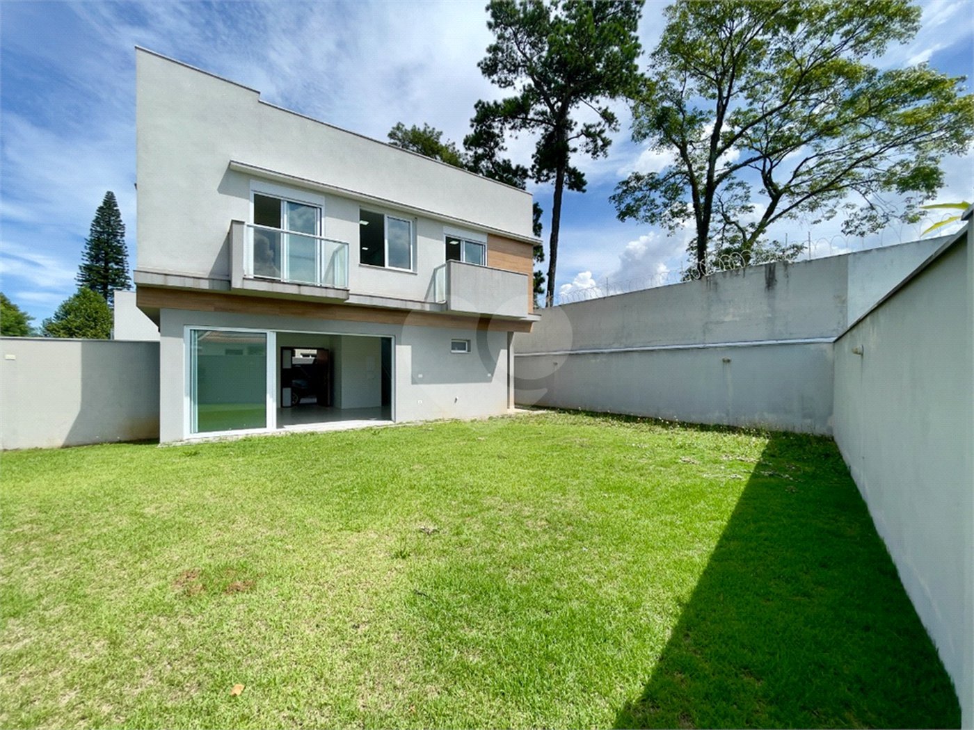 Casa à venda com 3 suítes no condomínio Th Harmonia, São Paulo - SP