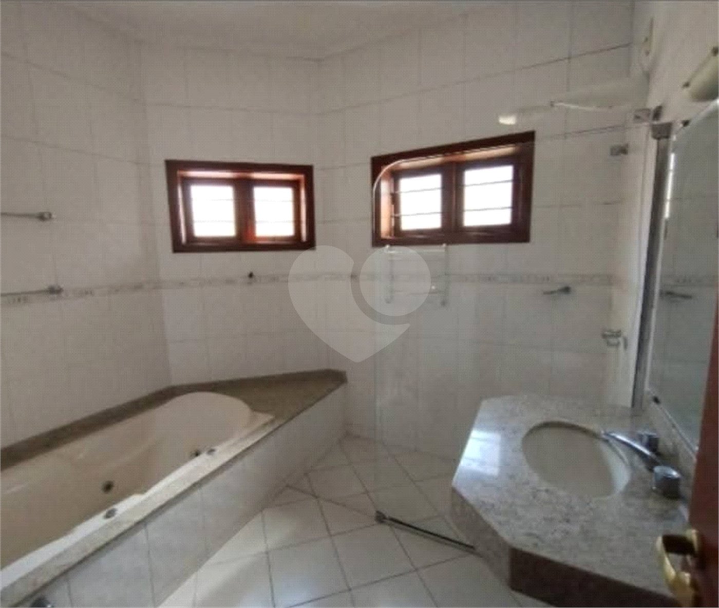 Casa à venda com 3 quartos, sendo 1 suíte, em Vila São José, Itapetininga, SP