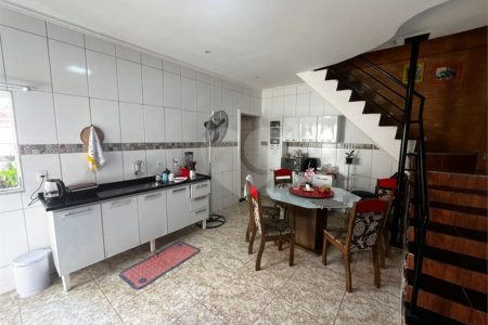 Casa à venda com 3 quartos, sendo 1 suíte,  em Vila Barth, Itapetininga, SP