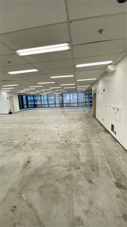 Sala comercial Alameda Santos