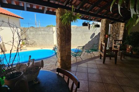 Casa para alugar com 4 suítes em São Carlos, Três Lagoas, MS