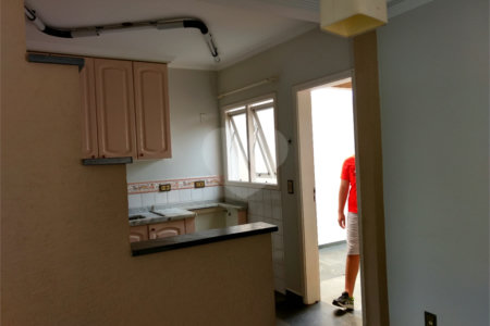 Casa à venda com 3 quartos, sendo 1 suíte, no condomínio Villaggio Dei Fiori, Louveira - SP