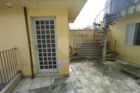 Casa à venda com 6 quartos, sendo 2 suítes, em Chora Menino, São Paulo, SP