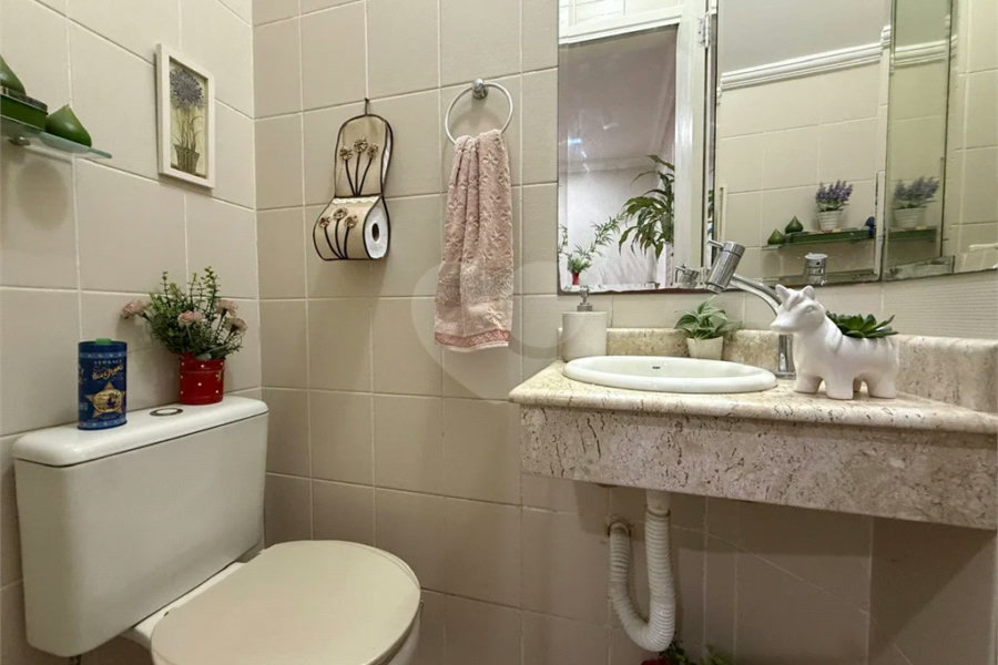 Casa à venda com 2 suítes no condomínio Village Palmas, São Paulo - SP