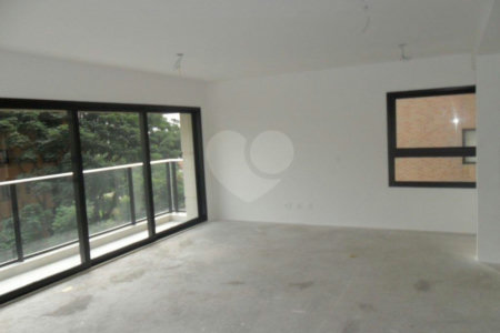 Apartamento à venda com 2 suítes em Vila Progredior, São Paulo, SP
