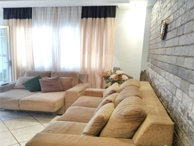 Casa à venda com 4 quartos em Vila Medeiros, São Paulo, SP