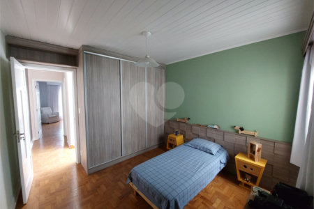 Sobrado à venda com 3 quartos em Santana, São Paulo, SP