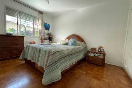 Apartamento à venda com 3 quartos, sendo 1 suíte,  em Vila Mariana, São Paulo, SP