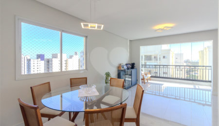 Apartamento à venda com 3 suítes em Vila Ipojuca, São Paulo, SP