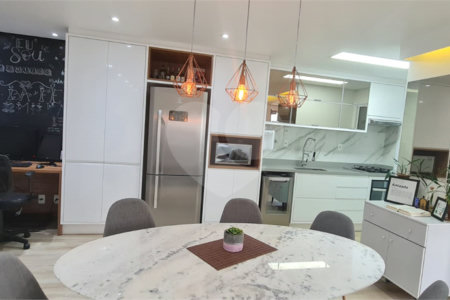 Apartamento à venda com 2 quartos, sendo 1 suíte,  em Barra Funda, São Paulo, SP