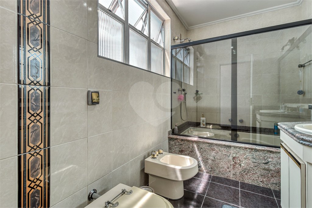 Casa Térrea à venda com 3 quartos, sendo 1 suíte,  em Alto da Boa Vista, São Paulo, SP