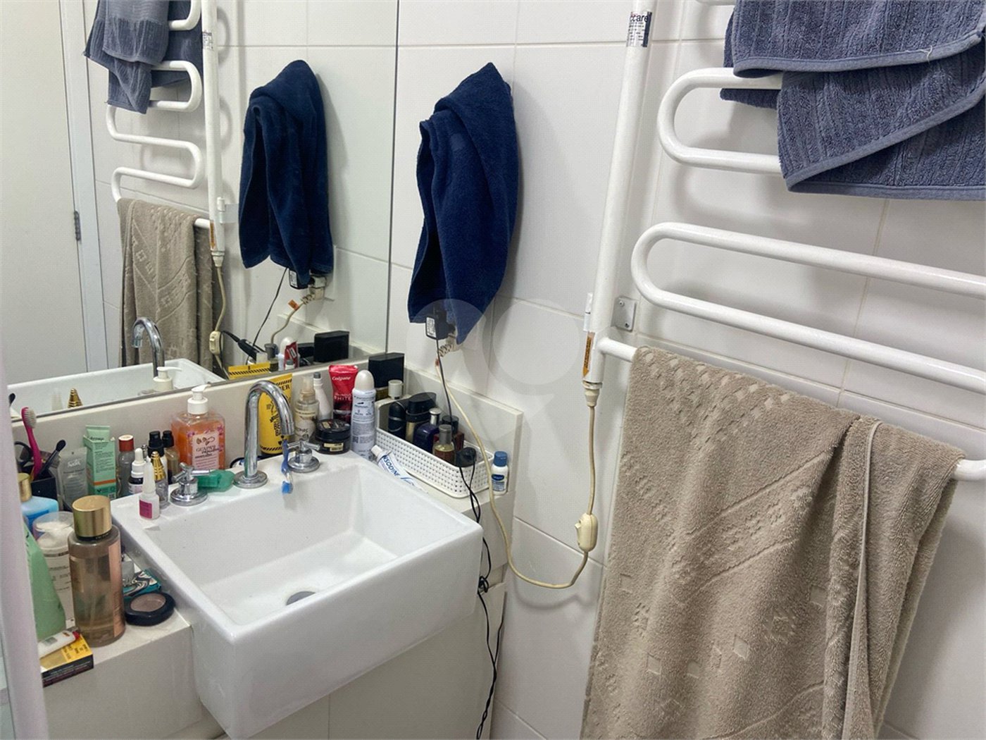 Apartamento à venda Campo Belo, 74 m², 3 dormitórios, 1 suíte, varanda gourmet, 2 vagas, depósito