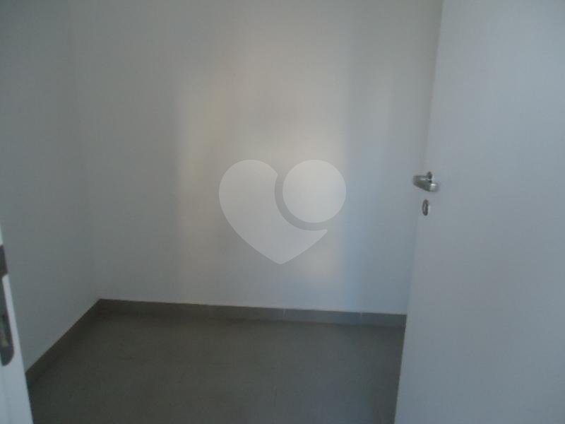 Apartamento à venda com 3 quartos, sendo 1 suíte, em Vila Suzana, São Paulo, SP