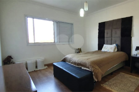 Chácara à venda com 4 quartos, sendo 1 suíte, em Vista Alegre, Vinhedo, SP