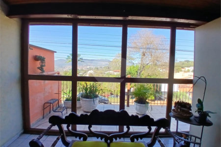 Casa à venda com 3 quartos, sendo 2 suítes, em Jardim Brogotá, Atibaia, SP