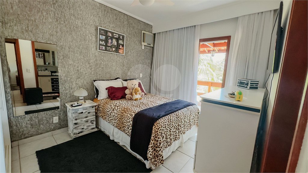 Casa à venda com 4 suítes no condomínio Monte Belo, Salto - SP