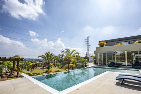 Casa à venda com 4 suítes no condomínio Campo de Toscana, Vinhedo - SP