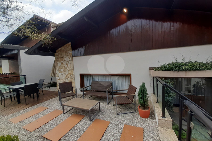 Casa à venda com 4 quartos, sendo 2 suítes,  em Jardim Floresta, São Paulo, SP