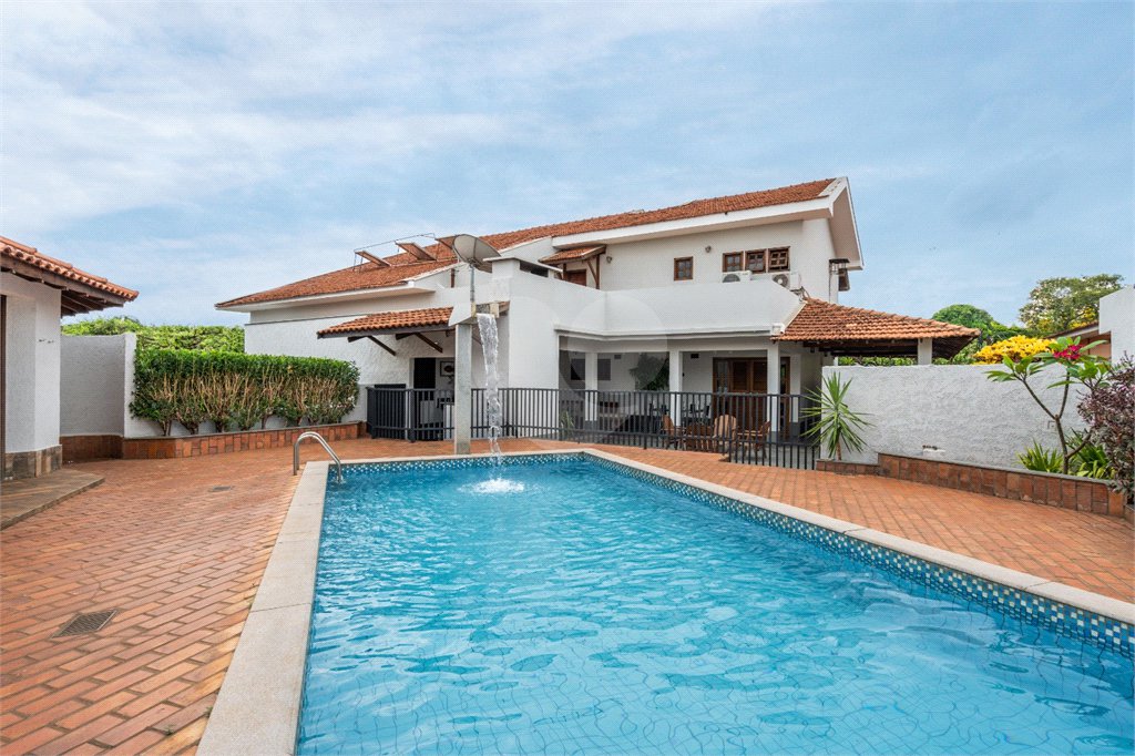 Casa à venda ou para alugar com 4 suítes no Centro, Três Lagoas, MS