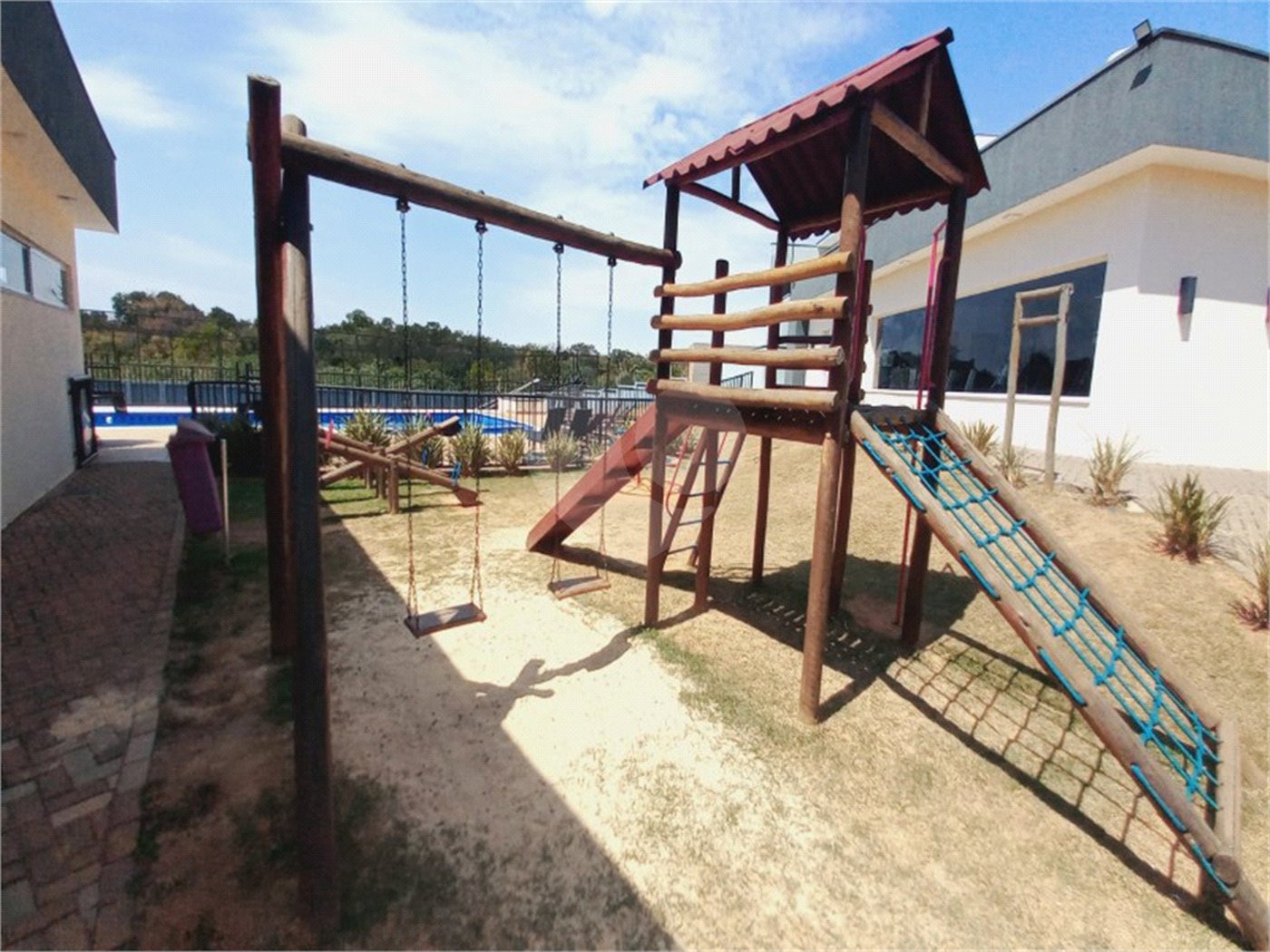 Casa à venda com 3 suítes no condomínio Piemonte, Indaiatuba - SP