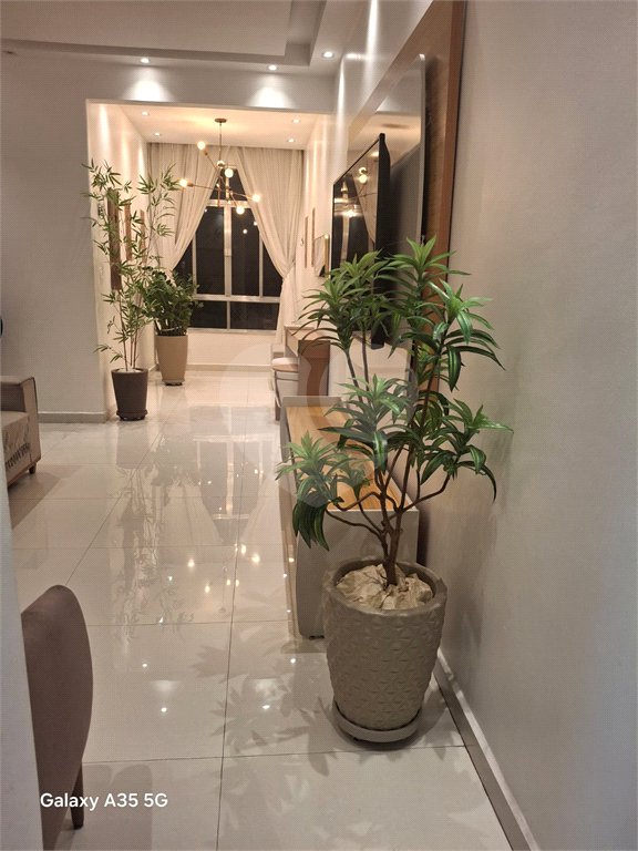 Apartamento à venda com 3 quartos, sendo 1 suíte,  em Copacabana, Rio de Janeiro, RJ