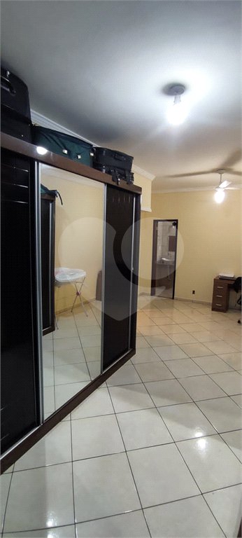 Casa à venda com 3 quartos, sendo 1 suíte, em Campo Grande, Rio de Janeiro, RJ
