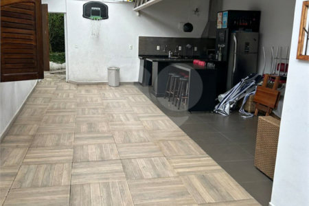 Casa à venda com 2 suítes no condomínio Residencial, Mogi das Cruzes - SP