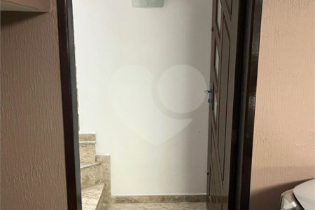 Sobrado à venda com 2 quartos, sendo 1 suíte, em Vila Ré, São Paulo, SP