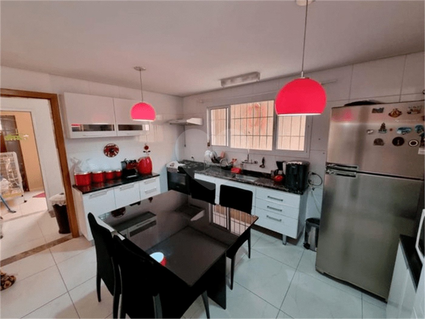 Sobrado à venda com 5 quartos, sendo 1 suíte,  em Vila Moraes, São Paulo, SP