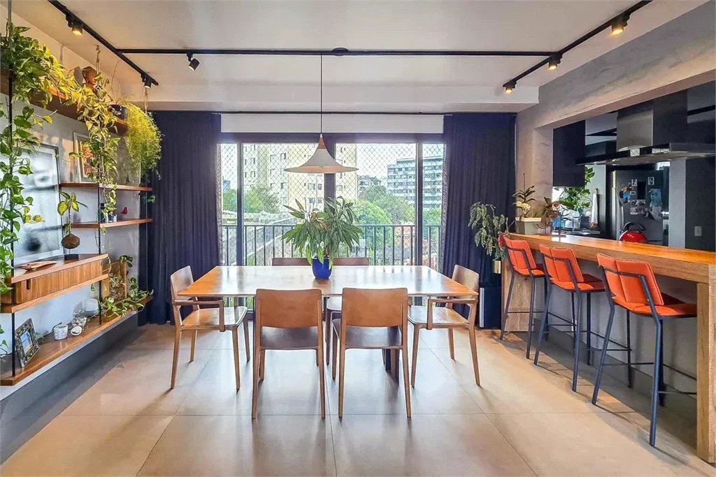 Apartamento à venda com 2 suítes em Vila Ipojuca, São Paulo, SP