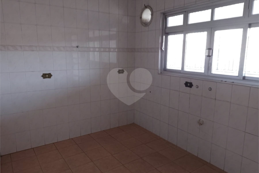 Sobrado à venda com 2 quartos, sendo 1 suíte, em Vila Nova Cachoeirinha, São Paulo, SP