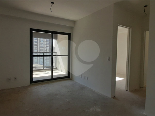 Apartamento à venda com 2 quartos, sendo 1 suíte,  em Brooklin, São Paulo, SP