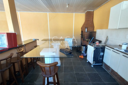 Chácara à venda com 5 quartos, sendo 1 suíte,  em Araçoiaba da Serra, SP