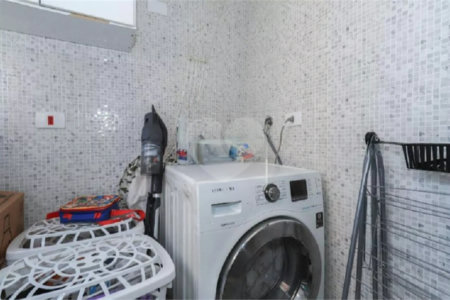Apartamento à venda com 3 quartos, sendo 1 suíte, em Liberdade, São Paulo, SP