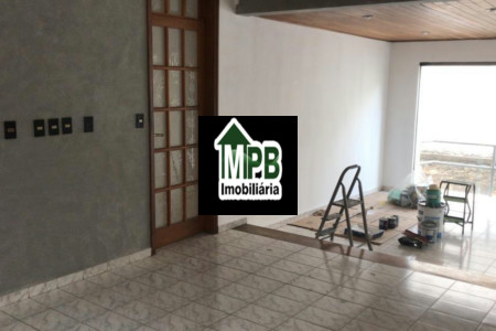 Sobrado à venda com 3 quartos, sendo 1 suíte, em Vila Carvalho, Sorocaba, SP